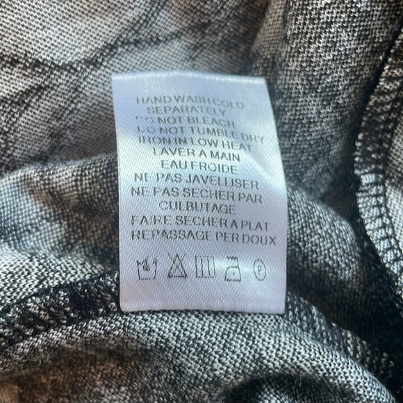 NWT Violet Ruby Size M Textured Dot Ponte Zip Jacket - Picture 10 of 10